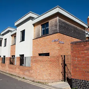 Quire Court Apartment